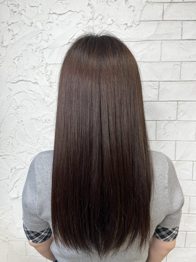 朝の時短ヘアに｜乾かすだけで艶まとまる酸性ストレート